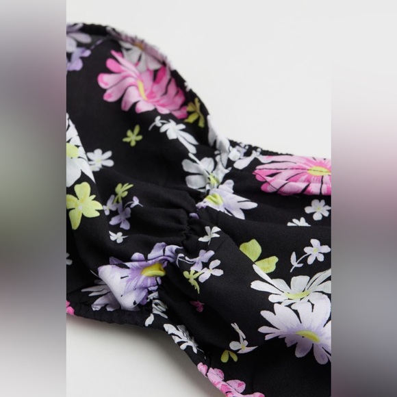 H&M Off-The-Shoulder Crop Top Floral - Picture 2 of 5